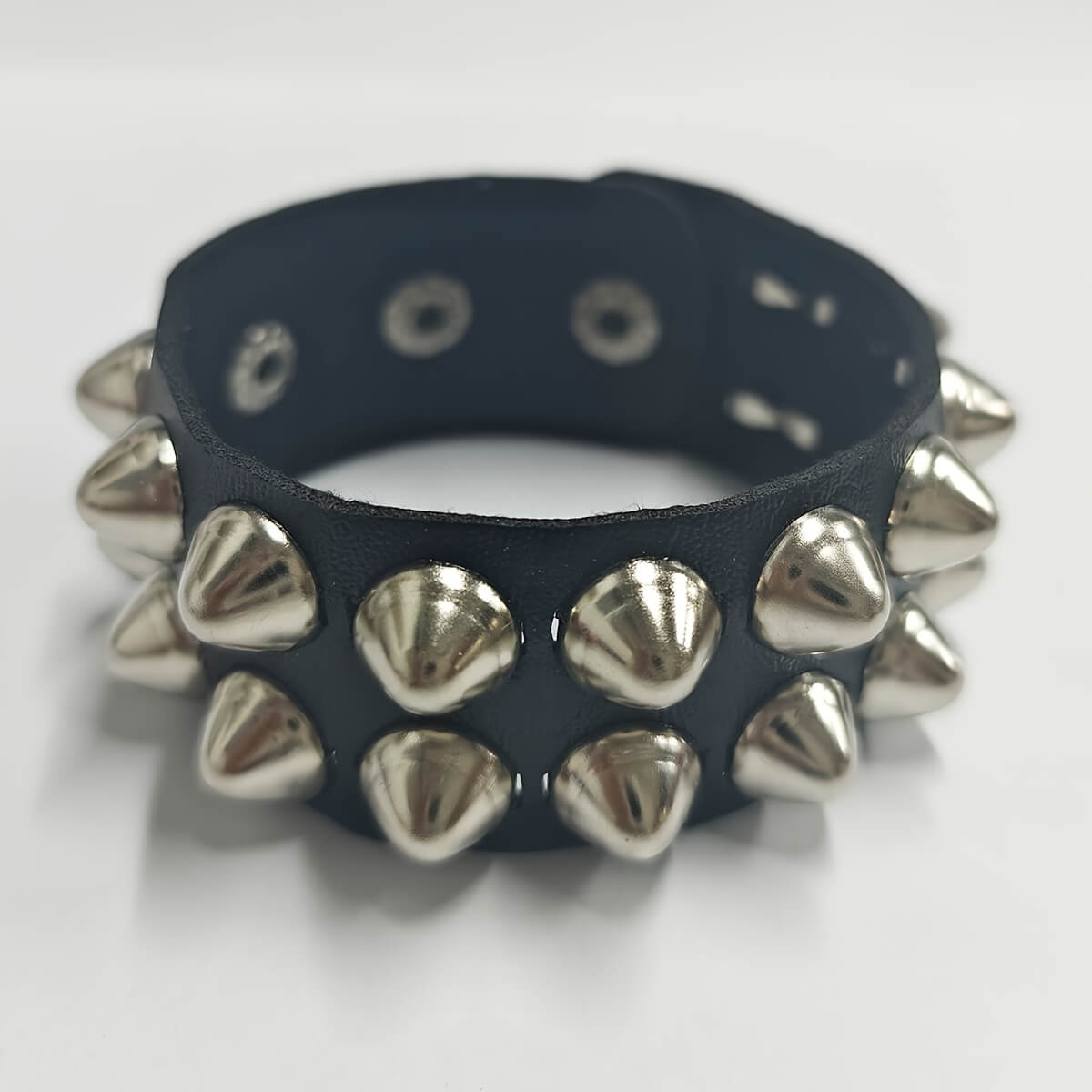 4 Pcs Exaggerated Rivet Creative Punk Bracelet - Punk Lovers