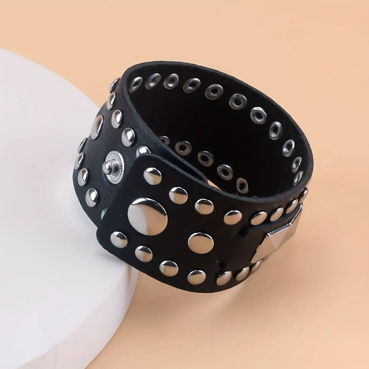 Square and Dot Bracelet - Punk Lovers
