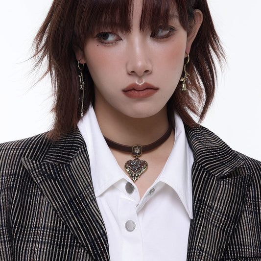 Women's Punk Heart Rose Distressed Choker - Punk Lovers