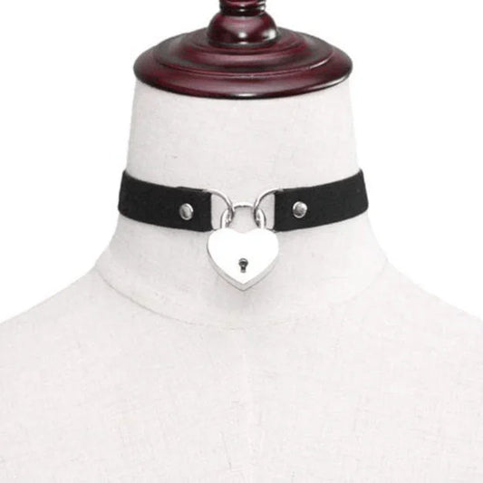 Women's Goth Velvet Heart Lock Choker Necklace With Key - Punk Lovers