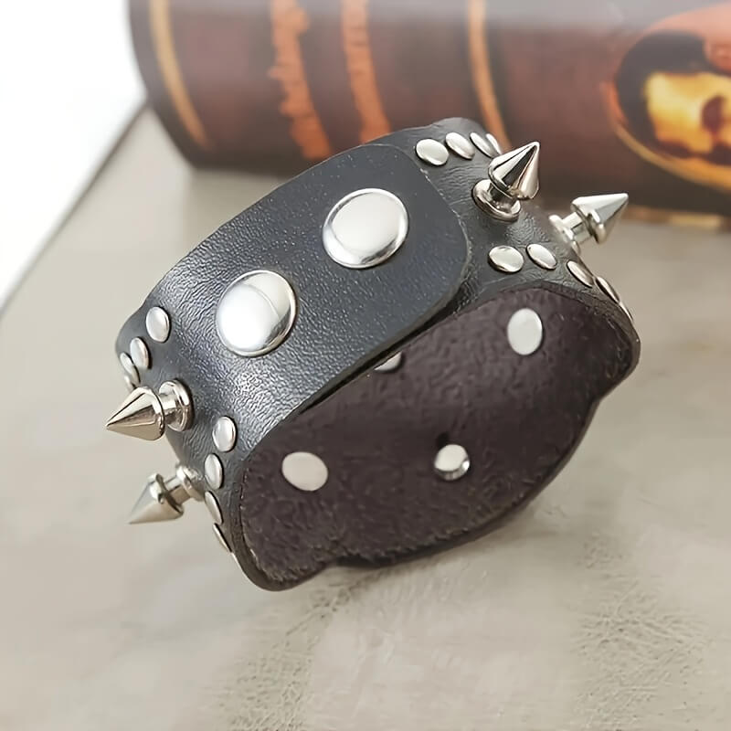Hip Hop Skull & Crossbones Faux Leather Bracelet