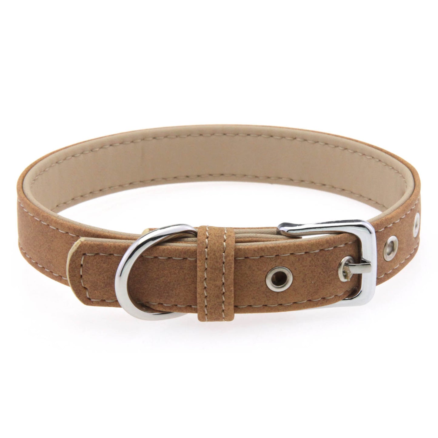 朋克爱好者复古哑光皮革项圈，时尚珠宝配饰，细节展示皮革质地与金属扣环