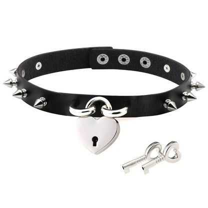 Punk Rivet Heart Lock Collar