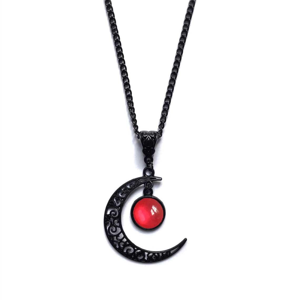 Women's Gothic Beaded Moon Necklace - Punk Lovers