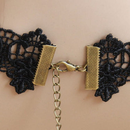 Women's Gothic Diamante Lace Choker with Heart Chain - Punk Lovers